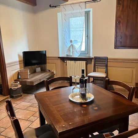 Rosso Mattone Apartmán Mondovì